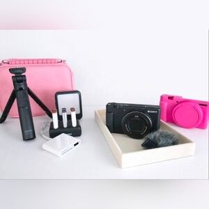 Brand new SONY ZV 1 Vlogging camera